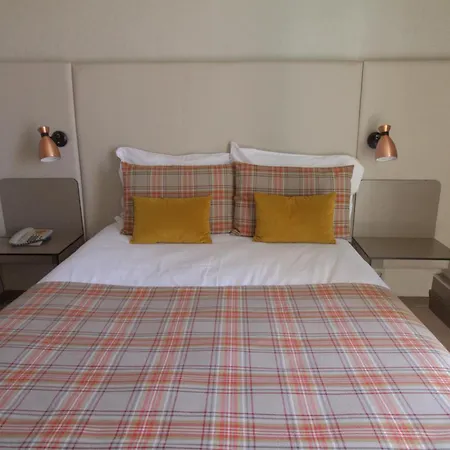 Hotel Hotiday Collection -